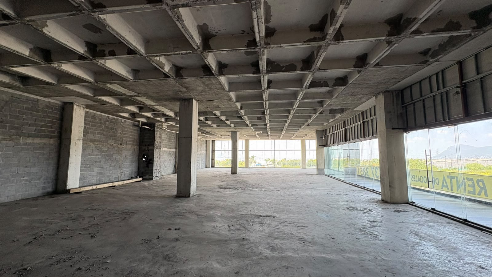 Local comercial de 602 m²